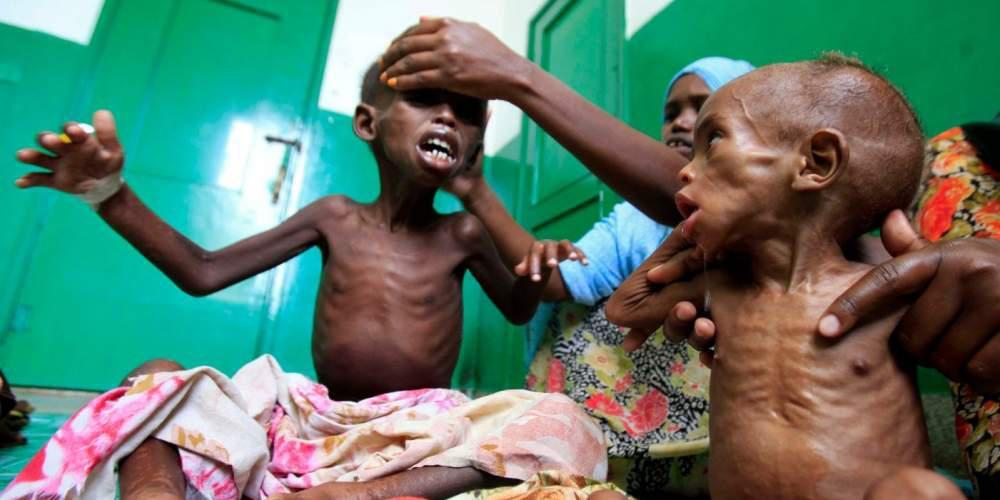 Unicef: Σχεδόν 1,4 εκατομμύρια παιδιά κινδυνεύουν να πεθάνουν από την πείνα