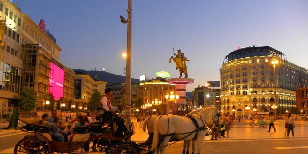 Μέλος του Κογκρέσου: «Τα Σκόπια δεν είναι κράτος, τα εδάφη τους πρέπει να μοιραστούν» [βίντεο]