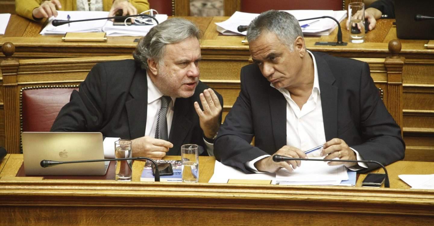 Σκουρλέτης και Κατρούγκαλος ζητούν από το ΠΑΣΟΚ να μην «αλληθωρίζει» προς την ΝΔ