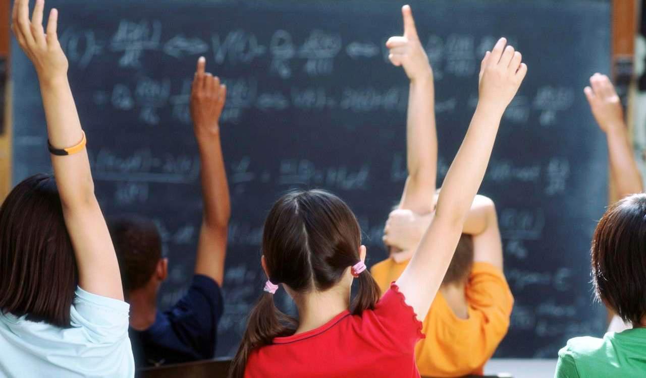 ΝΔ: Τσίπρας και Γαβρόγλου παίζουν με το μέλλον και τις αγωνίες των μαθητών