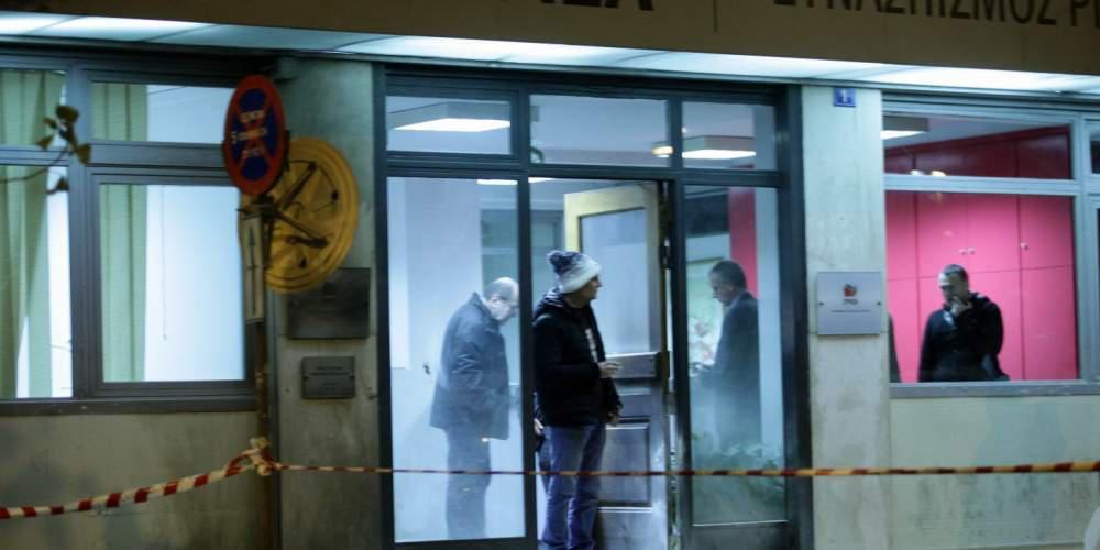 Βίντεο ντοκουμέντο από την επίθεση με τις μολότοφ στα γραφεία του ΣΥΡΙΖΑ