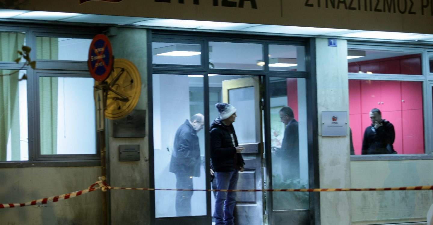 Βίντεο ντοκουμέντο από την επίθεση με τις μολότοφ στα γραφεία του ΣΥΡΙΖΑ