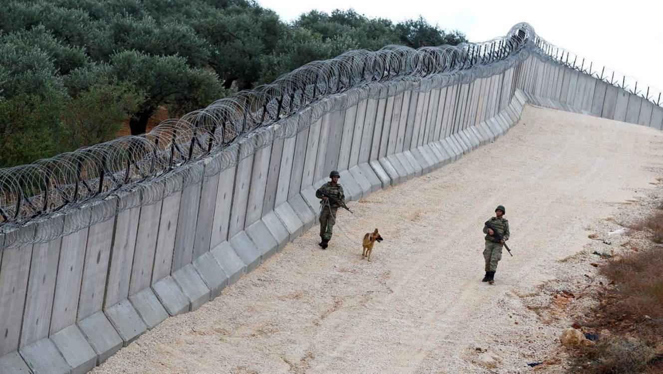 Τουρκία: Είναι πολύ νωρίς για να μιλάμε για αμυντικό σύμφωνο με τη Συρία 