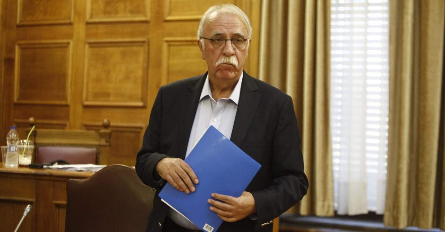 «Άδειασε» ο Βίτσας τον Καμμένο: Δεν θα αγοράσουμε μαχητικά αεροσκάφη stealth