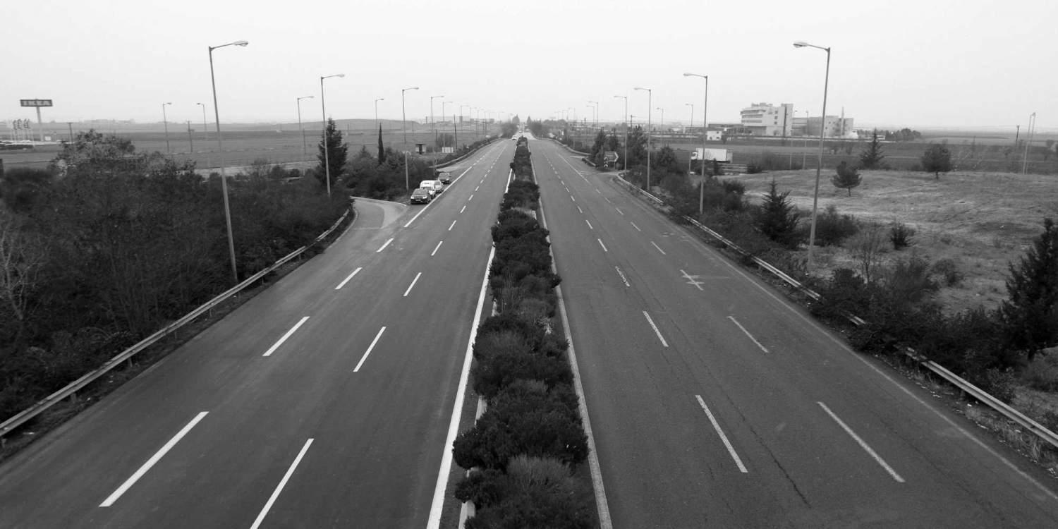 Τροπολογία πρόκληση: Αποζημίωση–ρουσφέτι σε εργολάβους