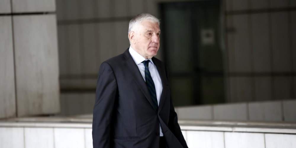 Σε Προανακριτική ο Παπαντωνίου για τις μίζες των εξοπλιστικών