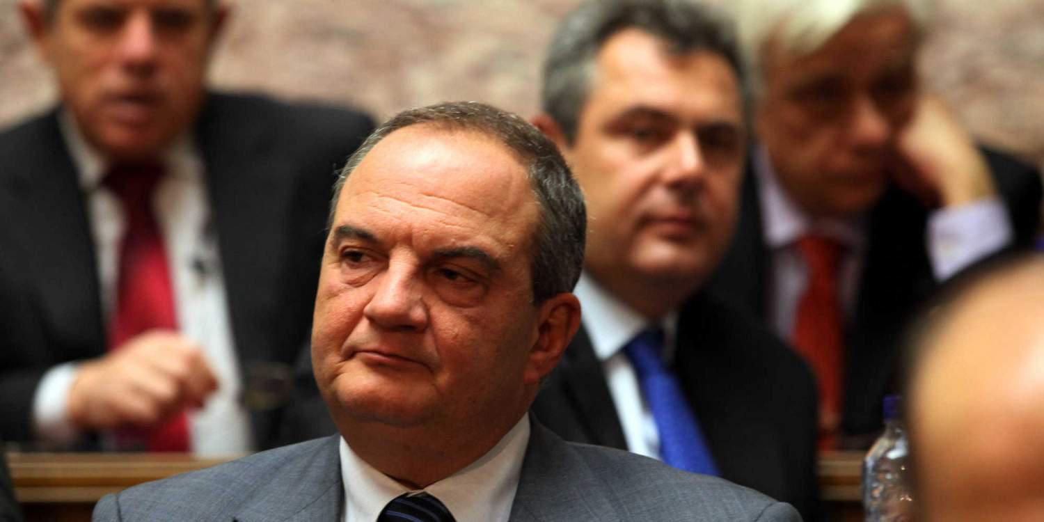 «Απαγορευτικό» Καραμανλή σε Καμμένο να… χρησιμοποιεί το όνομά του