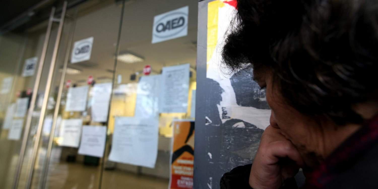 «Βόμβα» από τον ΟΑΕΔ: Κόβουν επιδόματα και παροχές από 1,1 εκατ. ανέργους