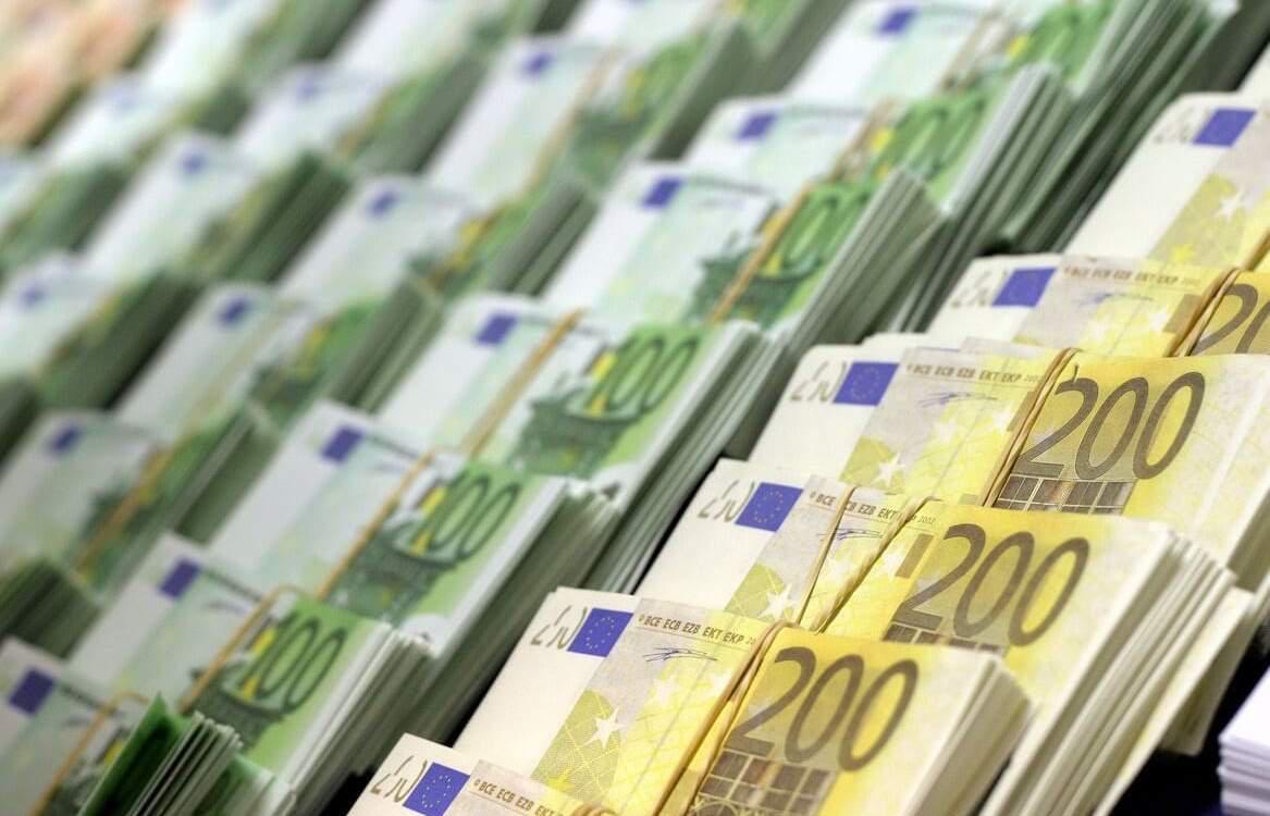 Bloomberg: Πλεόνασμα 4,3% το 2019 για την Ελλάδα