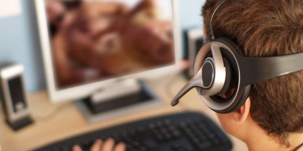 Έχουν ψυχολογικά προβλήματα όσοι βλέπουν πορνό;