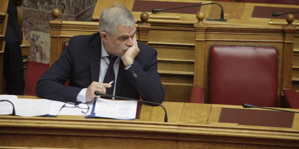 Ο Τόσκας επισκέφθηκε την τραυματισμένη από τη φωτοβολίδα