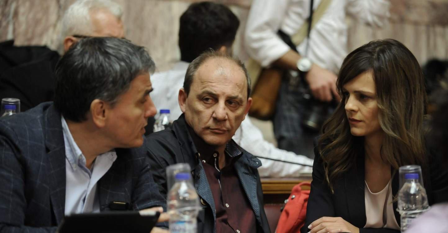 Επικίνδυνα παιχνίδια στο όνομα μιας δήθεν «σκληρής διαπραγμάτευσης»