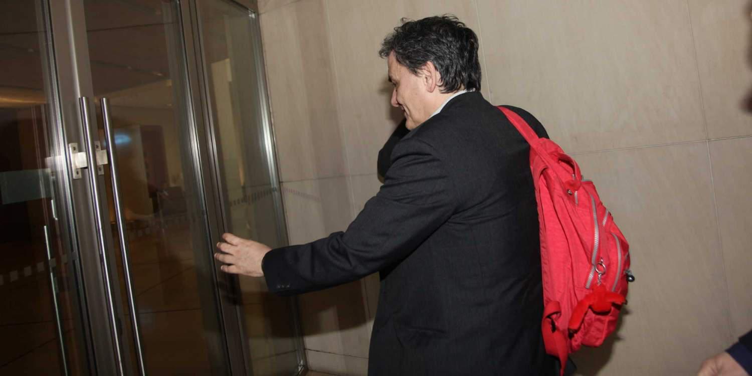 Νέα σύσκεψη Τσακαλώτου με τους Θεσμούς – Ποια ζητήματα πέφτουν στο τραπέζι