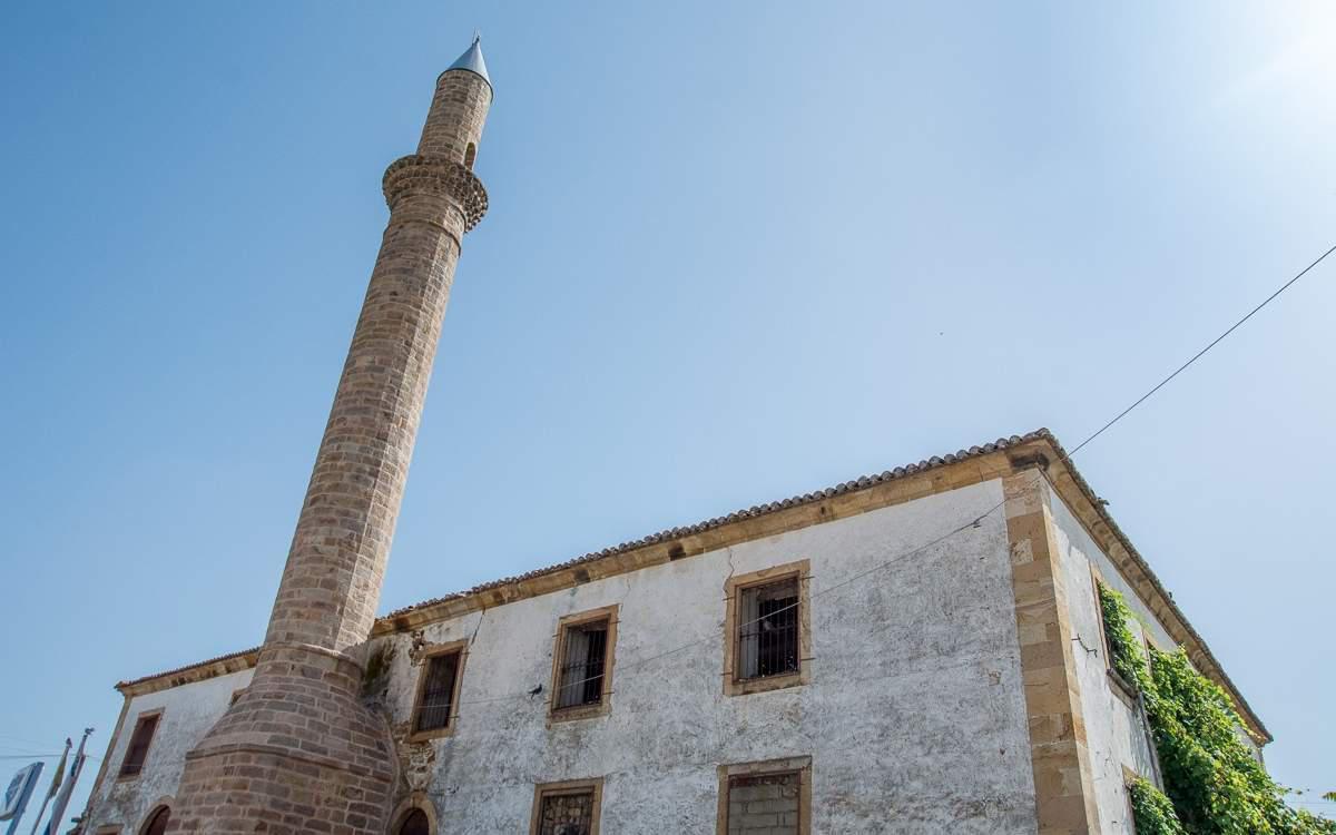 Επίθεση με μολότοφ σε τζαμί στη Λεμεσό