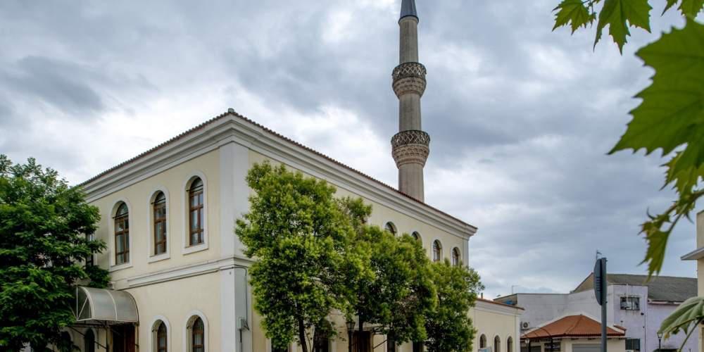 Αυτά βρέθηκαν στο κρυμμένο οπλοστάσιο σε τζαμί της Ξάνθης [εικόνα]
