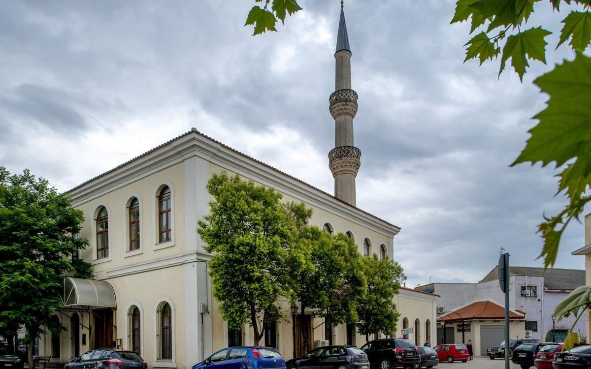 Αυτά βρέθηκαν στο κρυμμένο οπλοστάσιο σε τζαμί της Ξάνθης [εικόνα]