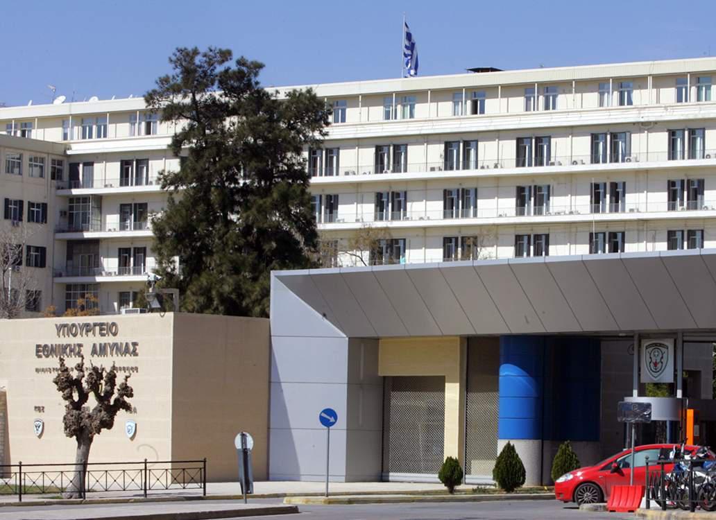 Αποκάλυψη: Προμήθεια με οσμή σκανδάλου από ιδιώτη στο υπουργείο Αμυνας