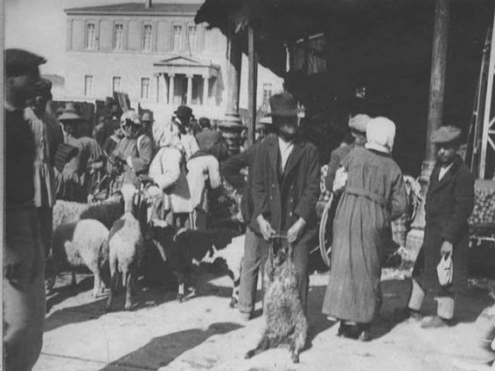 Το Πάσχα του 1917 βρίσκει την Ελλάδα  χωρισμένη σε  δύο στρατόπεδα