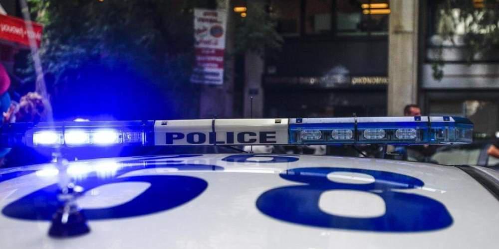 Αντιεξουσιαστές έσπασαν περιπολικό για να ελευθερώσουν κρατούμενο