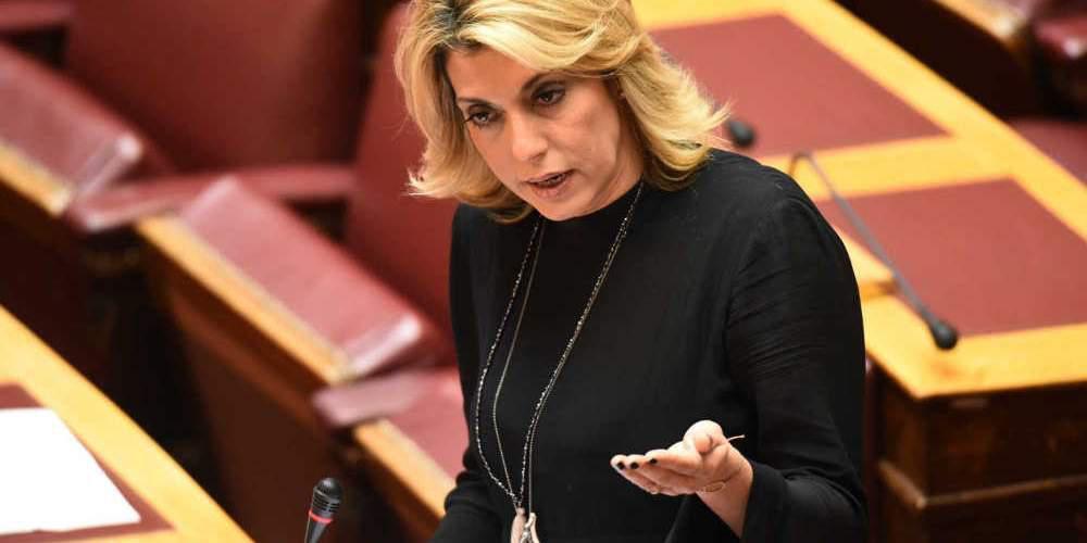 Καραμανλή: Υπόλογη η κυβέρνηση για το νέο φιάσκο στο ποδόσφαιρο