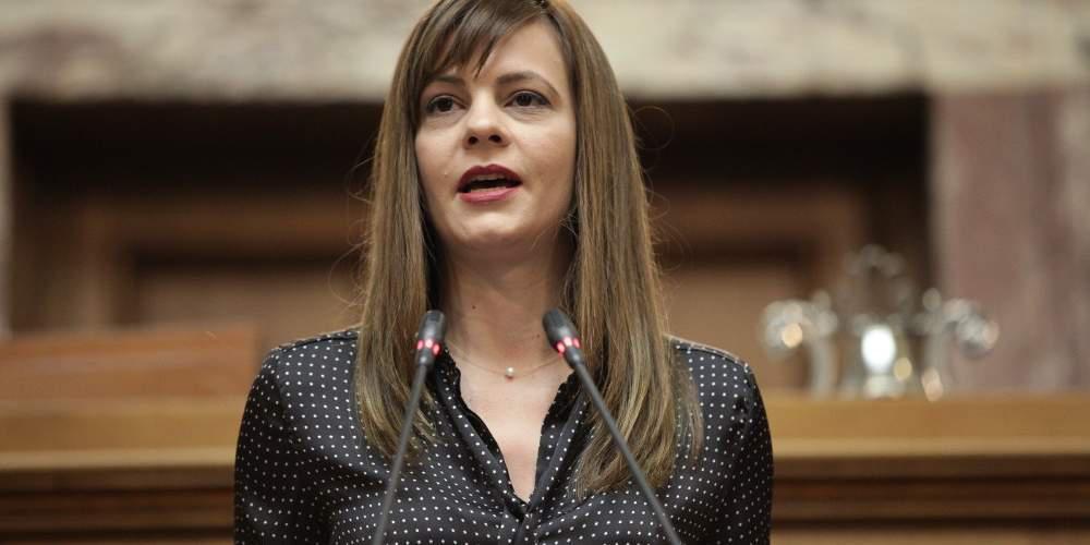 Αχτσιόγλου: Η συμφωνία δίνει ένα σήμα εξόδου από τα προγράμματα της επιτροπείας