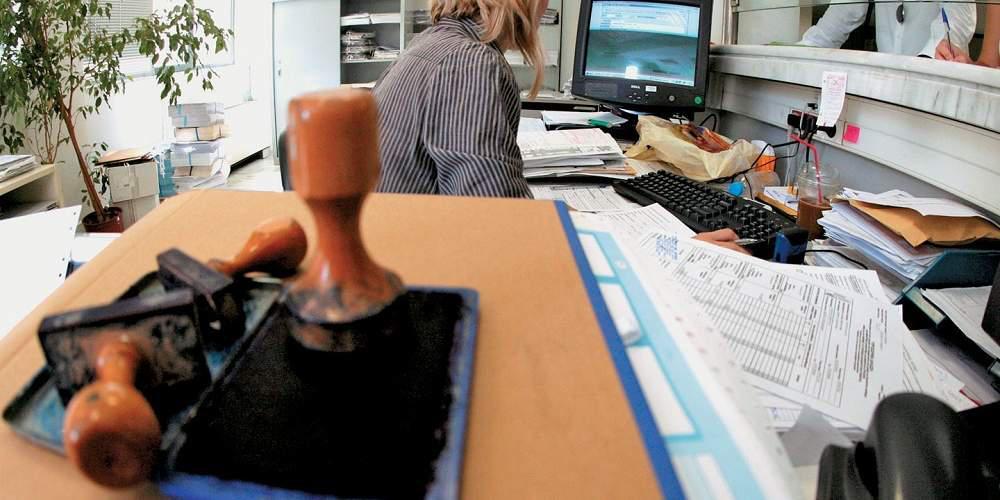 Έρευνα ΕΤ: Πάρτι στο Δημόσιο με 12.000 νέες προσλήψεις και 30.000 μονιμοποιήσεις