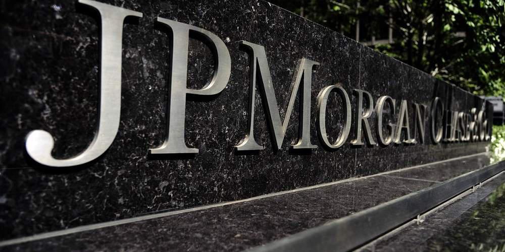 JP Morgan: Ποια τα τρία σενάρια για την Ελλάδα, μετά το Eurogroup