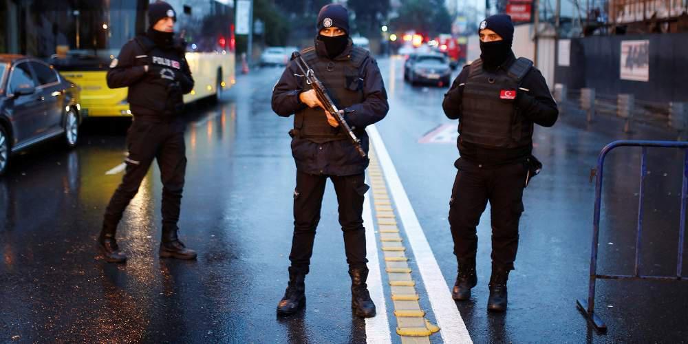 Τουρκία: Σύλληψη 304 στελεχών των ενόπλων δυνάμεων ως ύποπτα για σχέσεις με τον Γκιουλέν