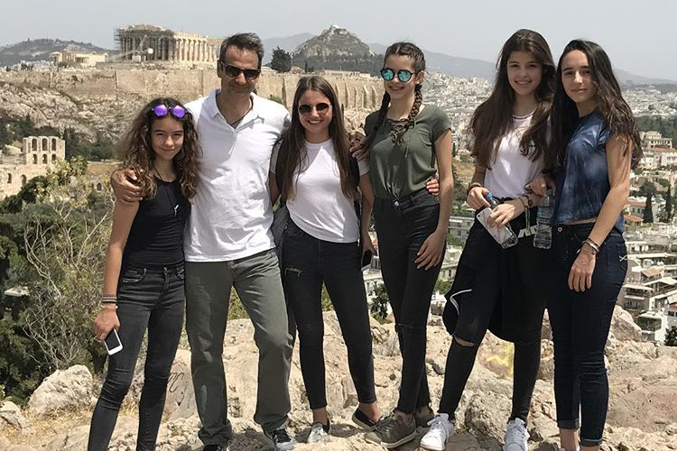 Μια εικόνα αρκεί για να διαλέξουμε πλευρά