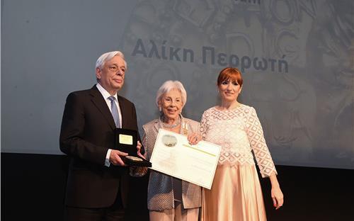 Φτάνει ένα απλό ευχαριστώ…