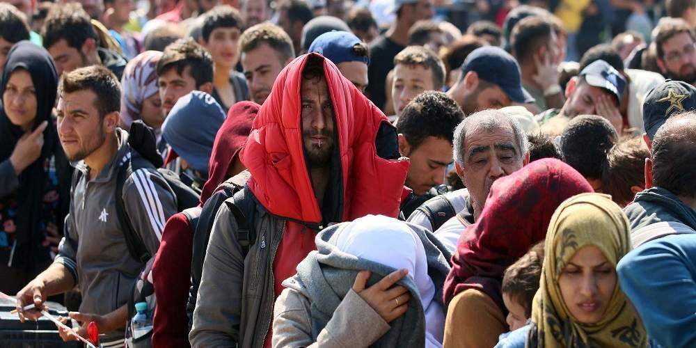 Ευρωκοινοβούλιο: Οι χώρες της Ε.Ε να επιταχύνουν τη μετεγκατάσταση προσφύγων από Ελλάδα και Ιταλία