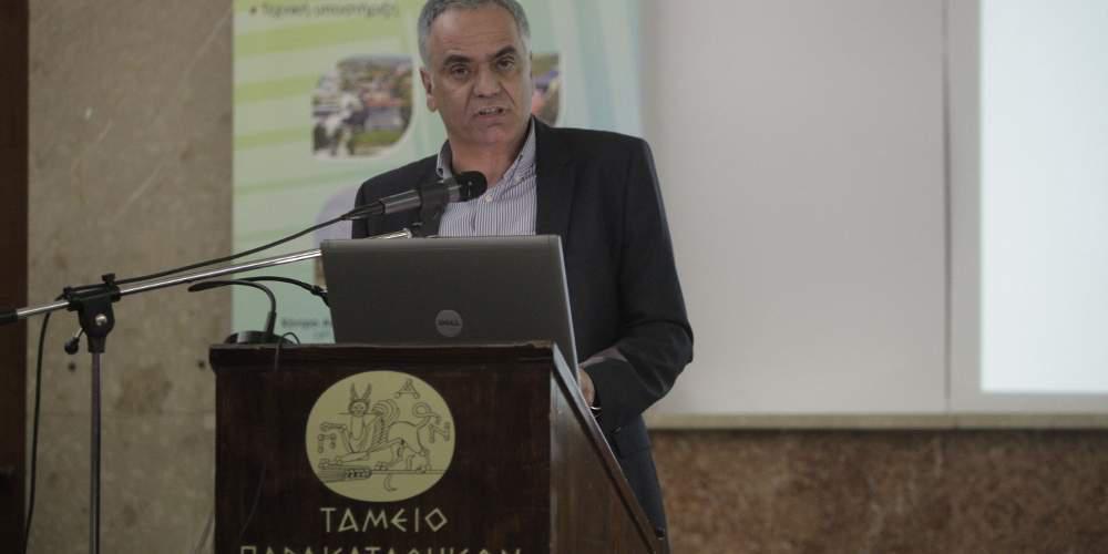 Η Ελλάδα κάηκε και ο Σκουρλέτης καταγγέλλει στημένα ρεπορτάζ