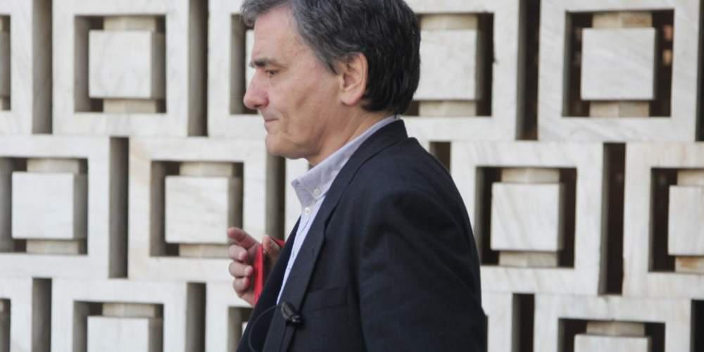 Σκληρή λιτότητα με δεκάδες νέα προαπαιτούμενα στο νέο μνημόνιο