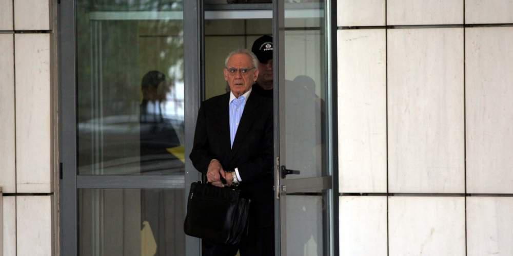 Στον «αέρα» η αποφυλάκιση Τσοχατζόπουλου – Δεν έχει τα 200.000 ευρώ της εγγύησης
