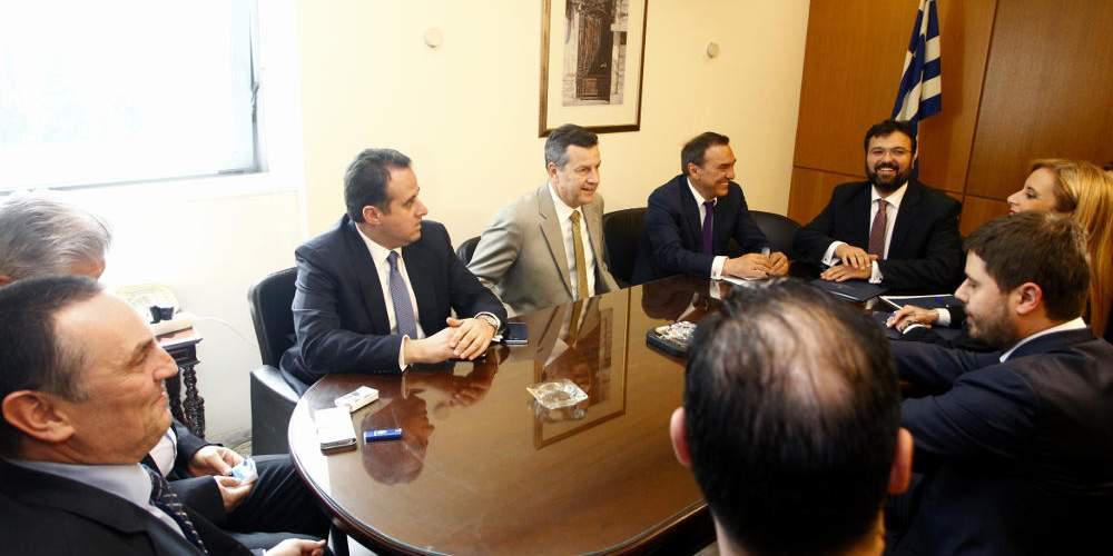 Τέλος στις μετακινήσεις οπαδών βάζει ο Βασιλειάδης, κυρώσεις στις ΠΑΕ ζητά ο Τόσκας
