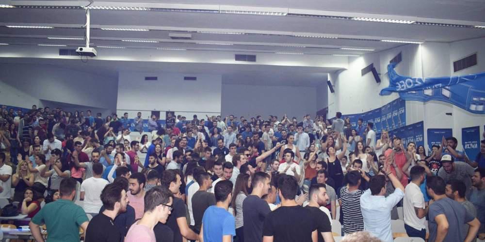 Κουκουλοφόροι ξυλοκόπησαν φοιτητές της ΔΑΠ μέσα στο Αριστοτέλειο