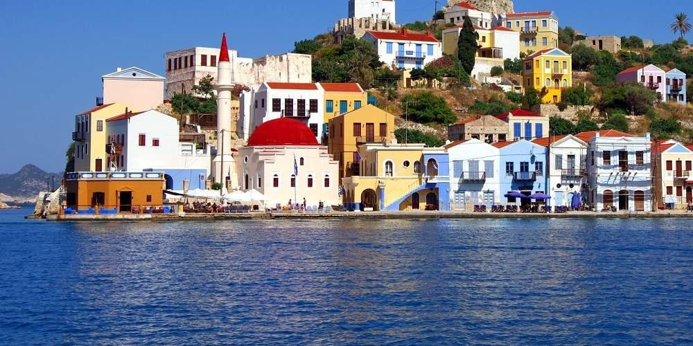 Οι Τούρκοι απέκλεισαν το Καστελλόριζο! Νέα προκλητική άσκηση