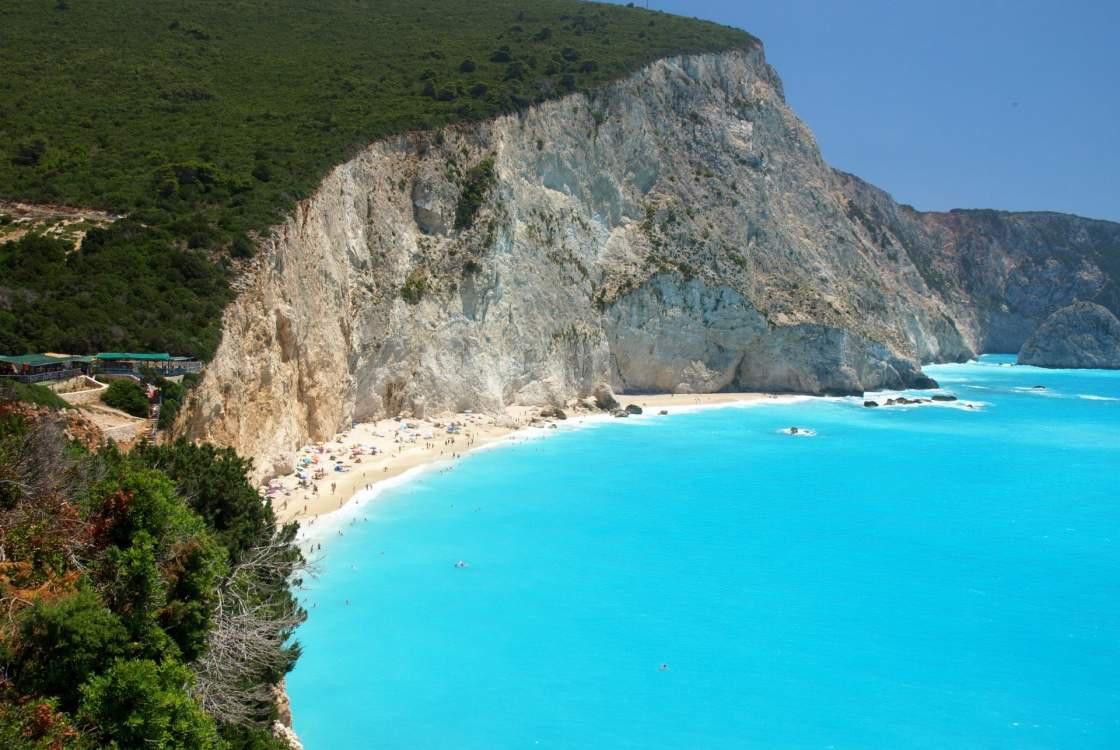 Τι είναι τα κύματα έλξης που προκάλεσαν τον θάνατο του 30χρονου στη Λευκάδα
