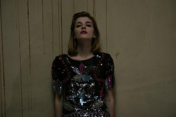 Νεκρή βρέθηκε η πρωταγωνίστρια του «Κυνόδοντα» Μαίρη Τσώνη