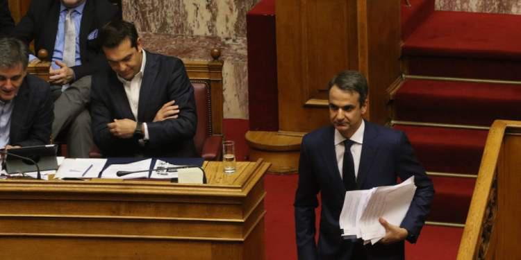 Ειρωνείες Μητσοτάκη σε Τσίπρα: Τόσο πολύ ανυπομονείτε να τελειώσει η συνεδρίαση;