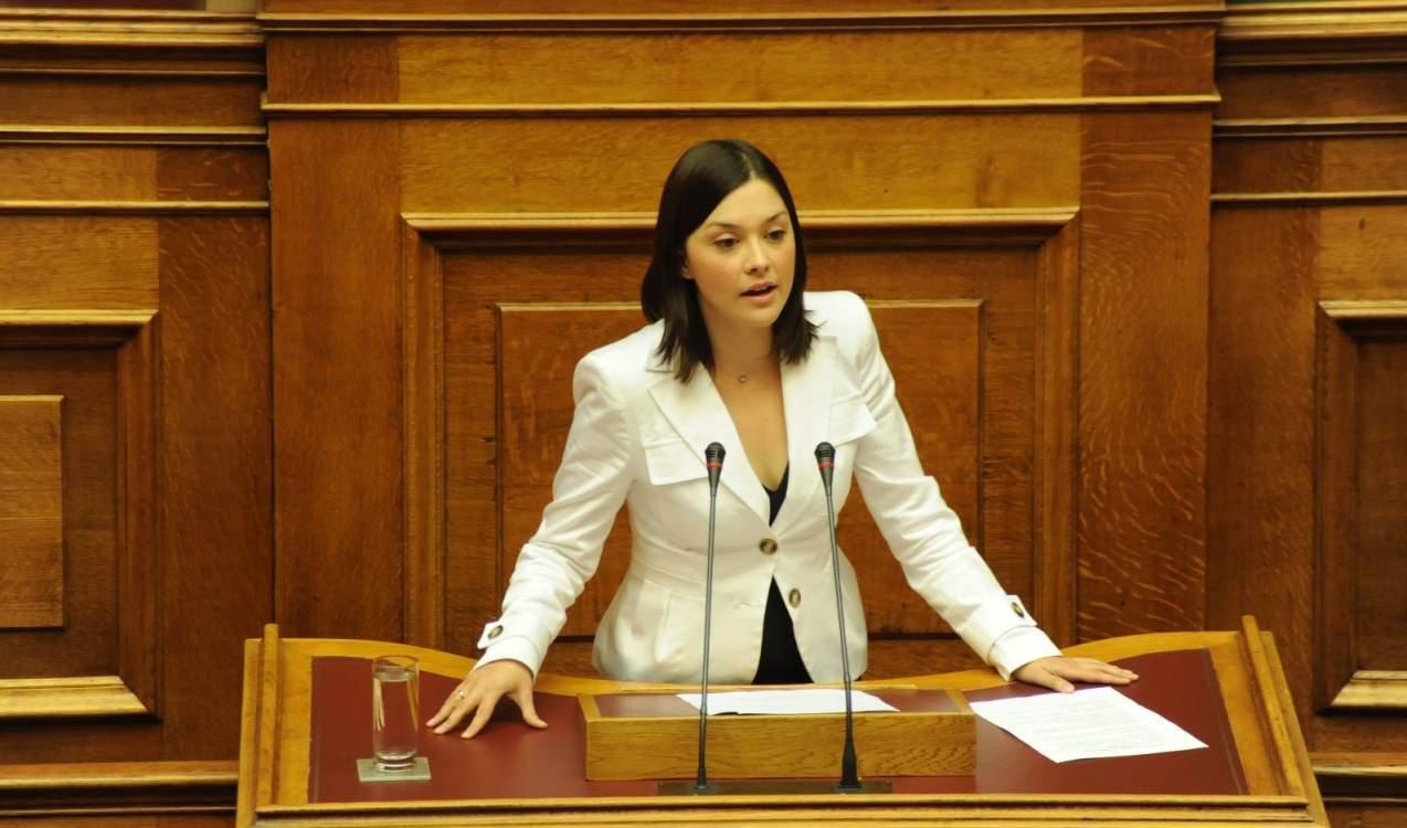 Από του χάρου τα δόντια γλίτωσε η πρώην βουλευτής του ΠΑΣΟΚ Νάντια Γιαννακοπούλου [εικόνες]