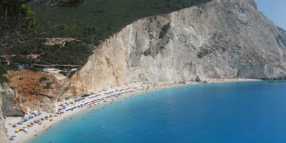 Η Λευκάδα ξέρει να πλανεύει… πάσης φύσεως ταξιδιώτες