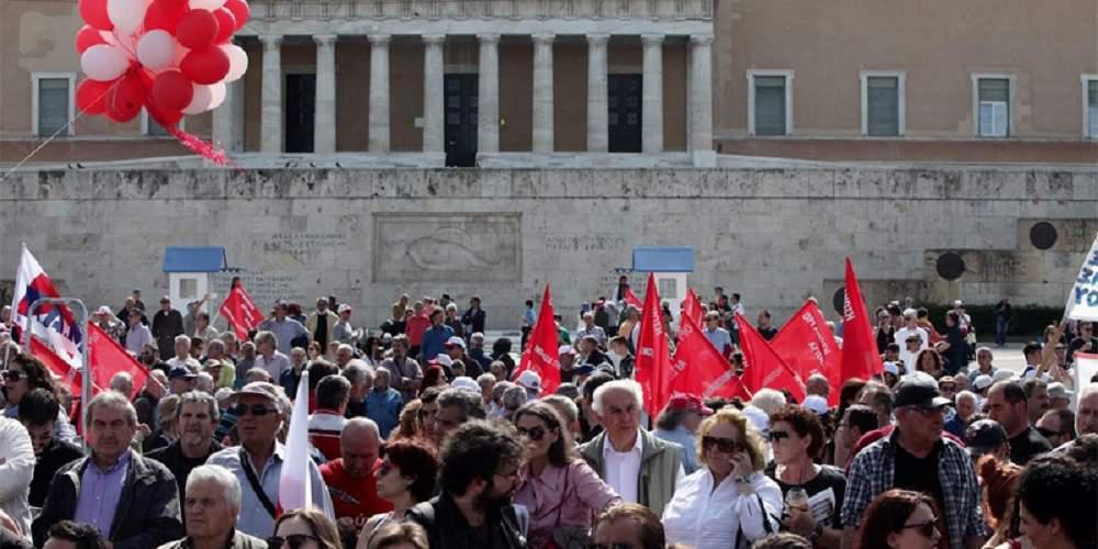 Σε παράλυση η Αθήνα λόγω Πρωτομαγιάς – Μεγάλες πορείες των ΠΑΜΕ και ΓΣΕΕ-ΑΔΕΔΥ