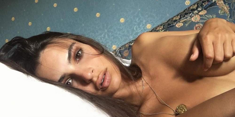 Νέο «καυτό» βίντεο της Emily Ratajkowski με τις φίλες της