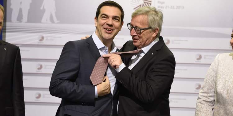 Τσίπρας για γραβάτα: Πρέπει να βρω πουκάμισο