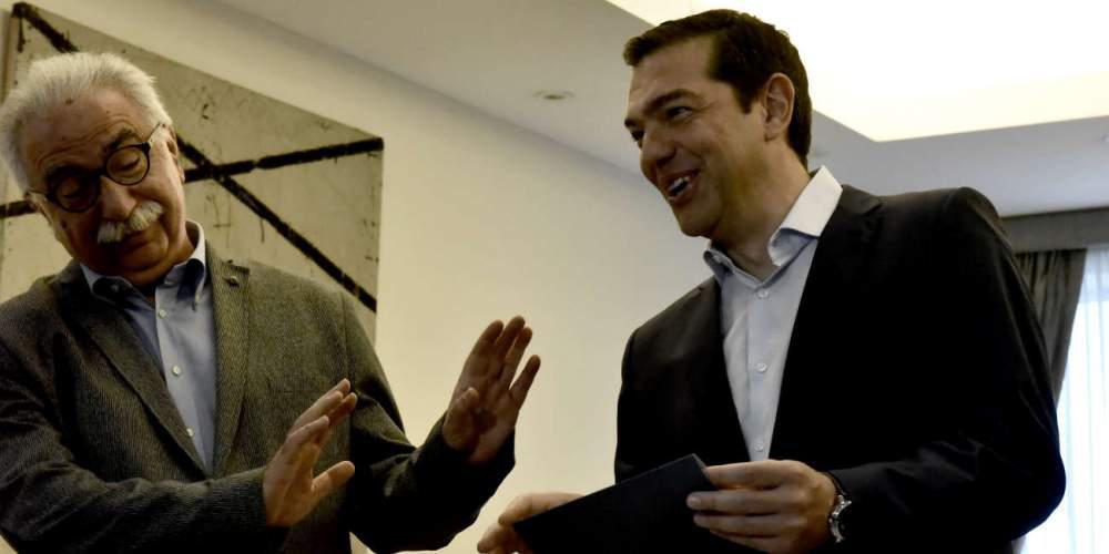 Τσίπρας στο υπ. Παιδείας: Καταργούνται οι πανελλαδικές – Έρχεται το ΑΕΙ Δυτικής Αττικής