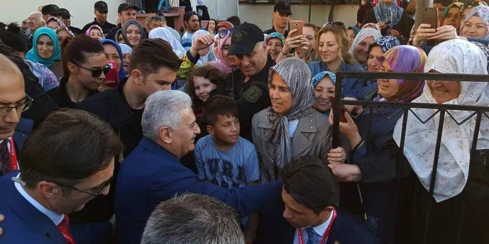 Προκλητική ομιλία Τούρκου υπουργού στην Θράκη: Μητέρα πατρίδα σας είναι η Τουρκία