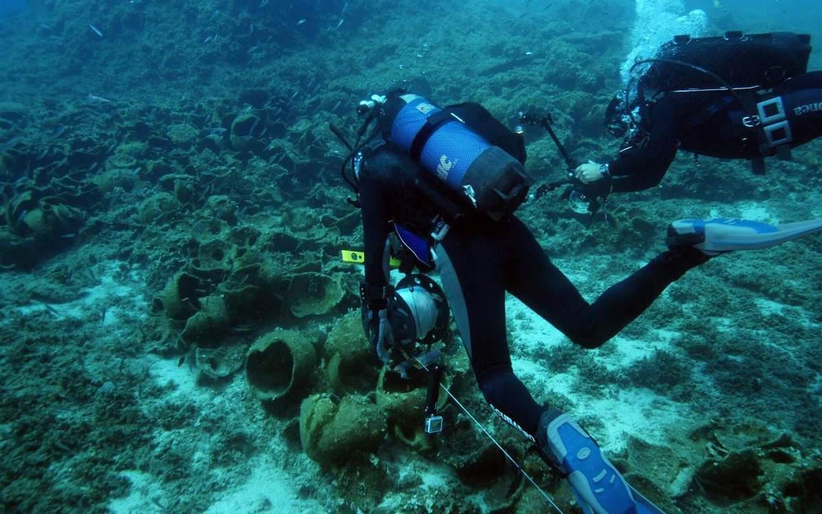 Ένας Ηρακλής… βυθού στους Φούρνους Ικαρίας [εικόνες]