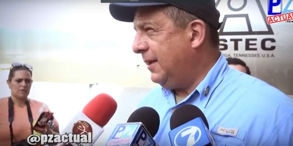 Ο πρόεδρος της Κόστα Ρίκα κατάπιε σφήκα on camera! [βίντεο]