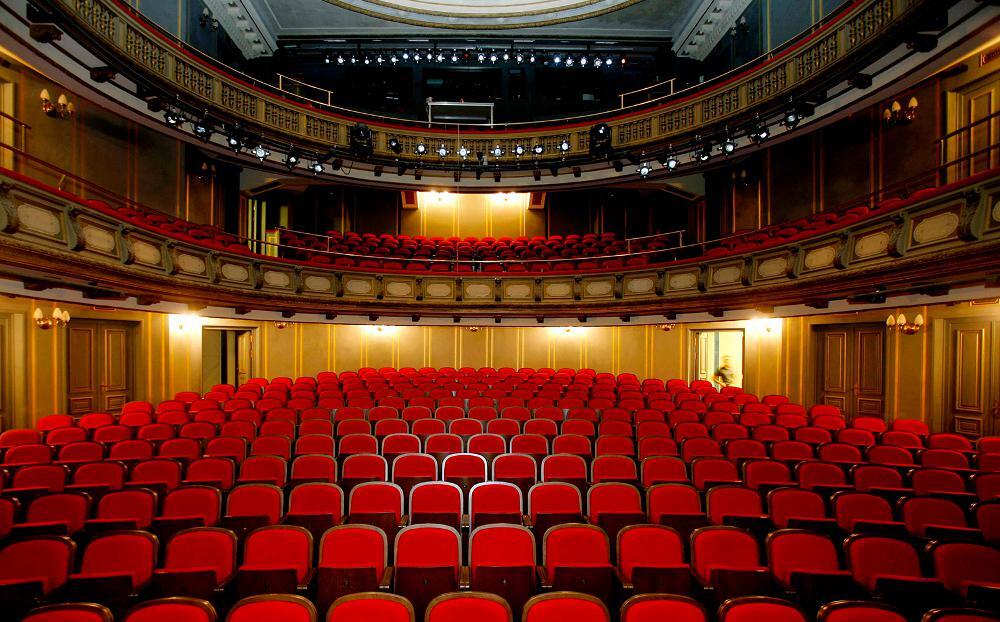 Στον εισαγγελέα νέα καταγγελία σε βάρος γνωστού σεναριογράφου